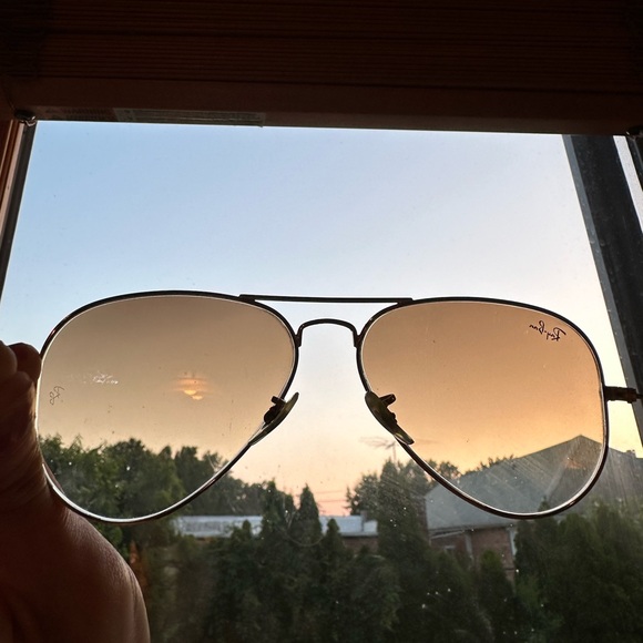Ray-Ban Aviators - Picture 13 of 14